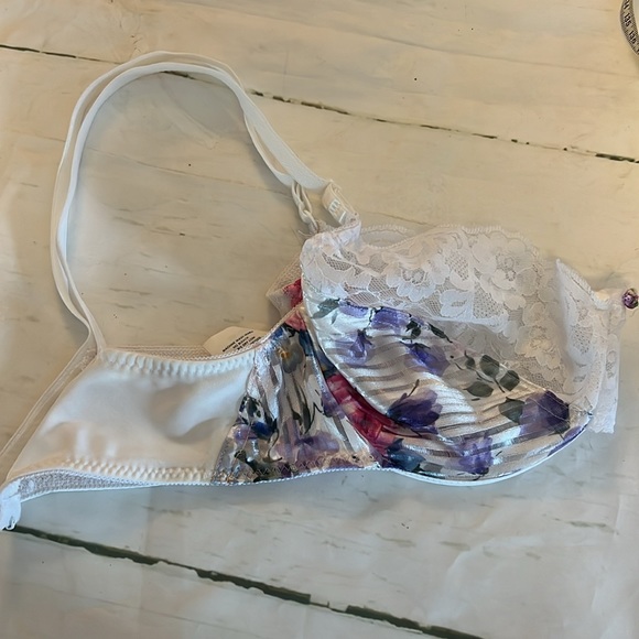 Underwire bra size 36C - Picture 4 of 5